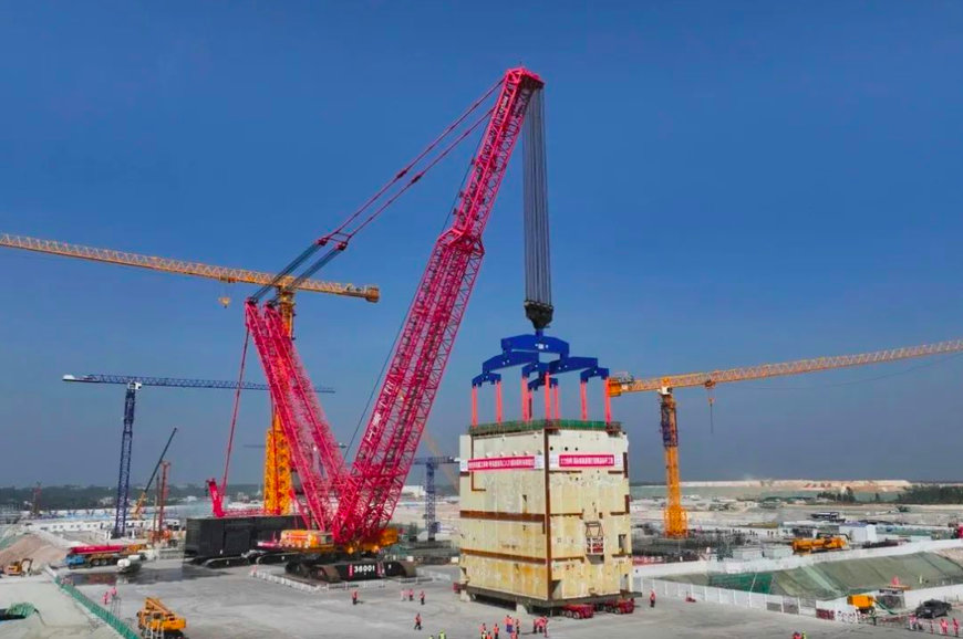SCC36000A成功吊装廉江核电千吨级模块！